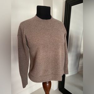 Tahari Italian 2 Ply Cashmere sweater